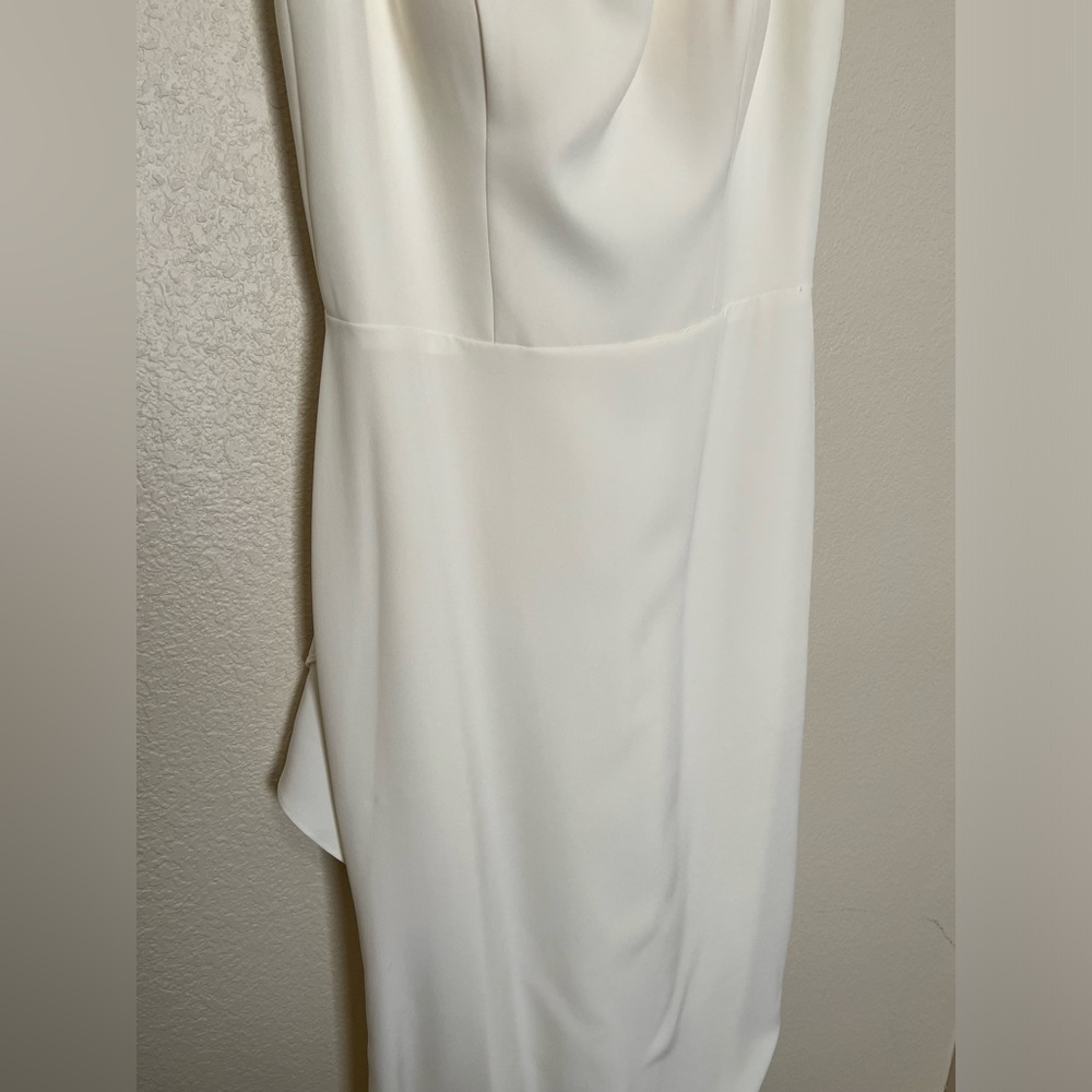 Brilliant Bridal | Ivory Luna Wedding Dress - Picture 13 of 15